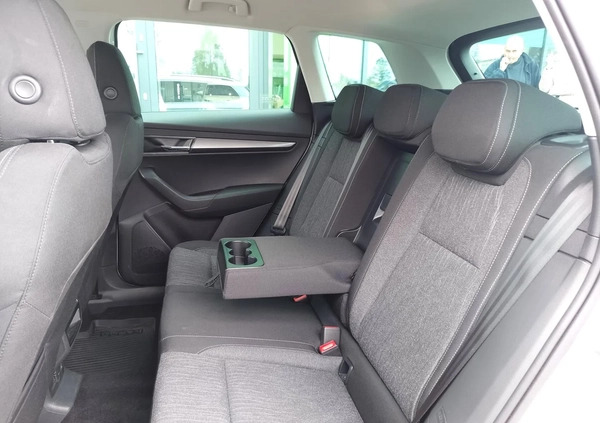 Skoda Karoq cena 109900 przebieg: 96028, rok produkcji 2019 z Wąsosz małe 497